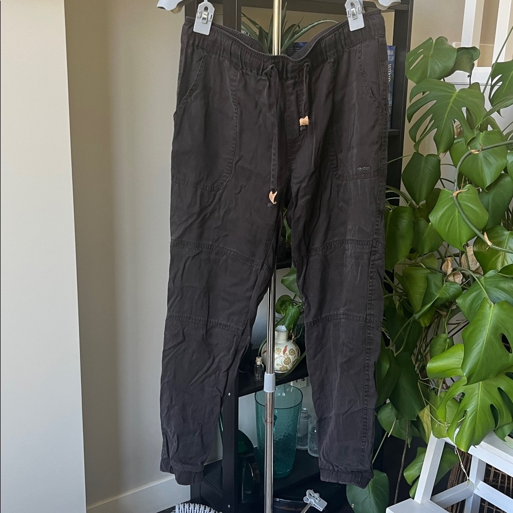 Tentree 🌿 Black Jogger Pants